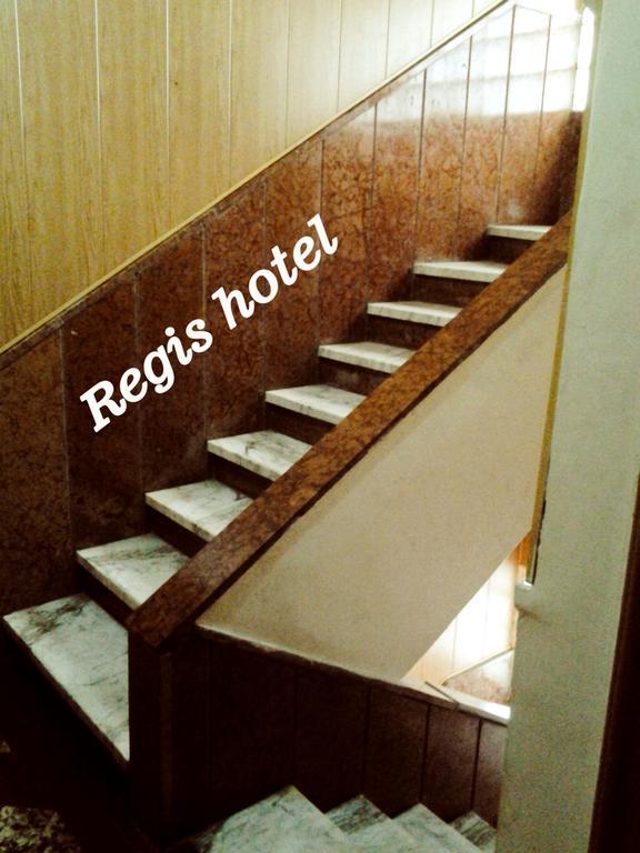 Regis Hotel 2*