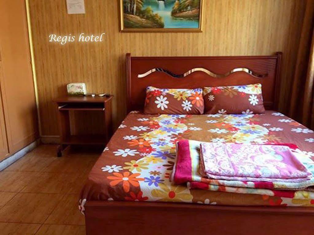 Hotel Regis