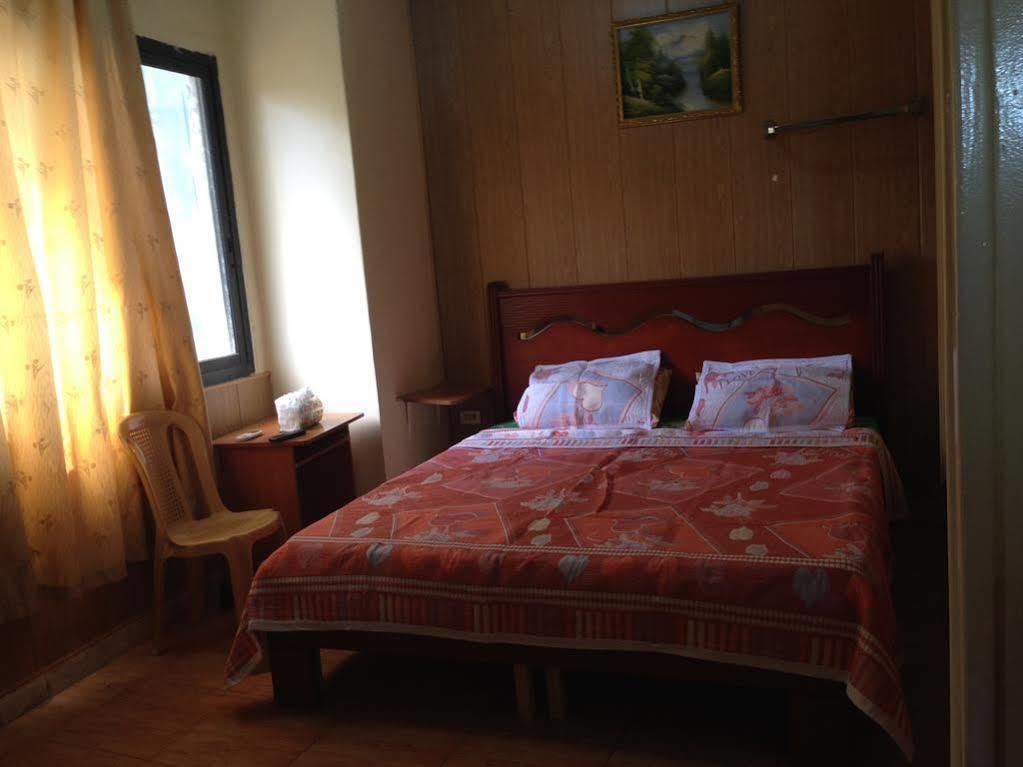 Hotel Regis